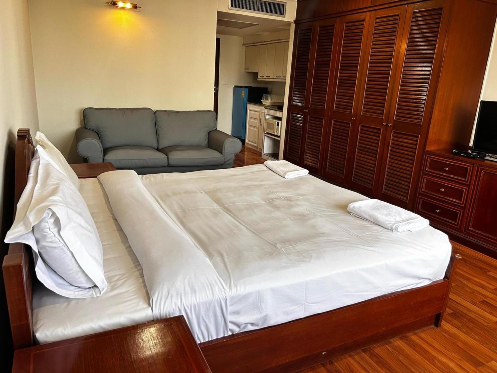 Spacious 1,2 & 3 Bedroom Serviced Omni - Nana Bts Appartement *