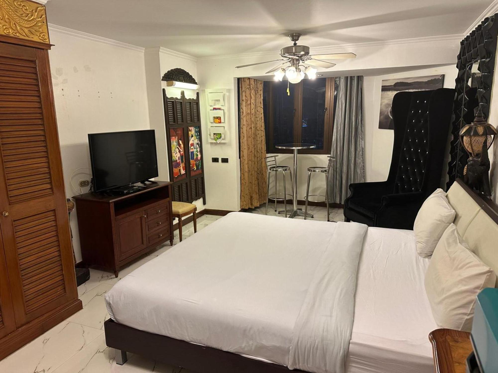 Spacious 1,2 & 3 Bedroom Serviced Omni - Nana Bts Appartement