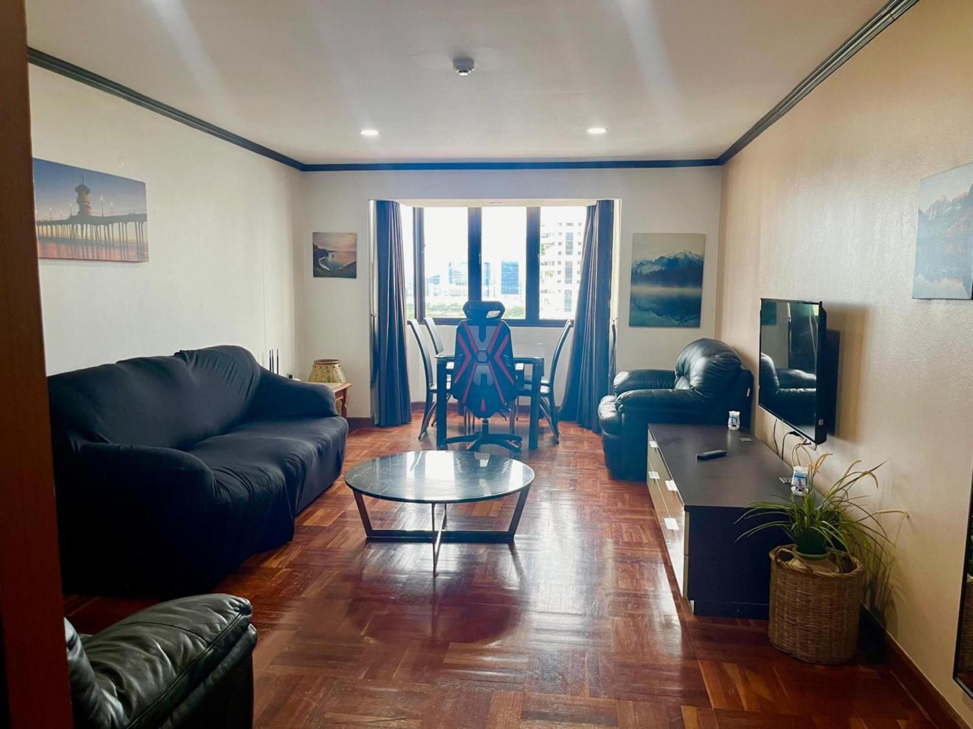 Spacious 1,2 & 3 Bedroom Serviced Omni - Nana Bts * Bangkok
