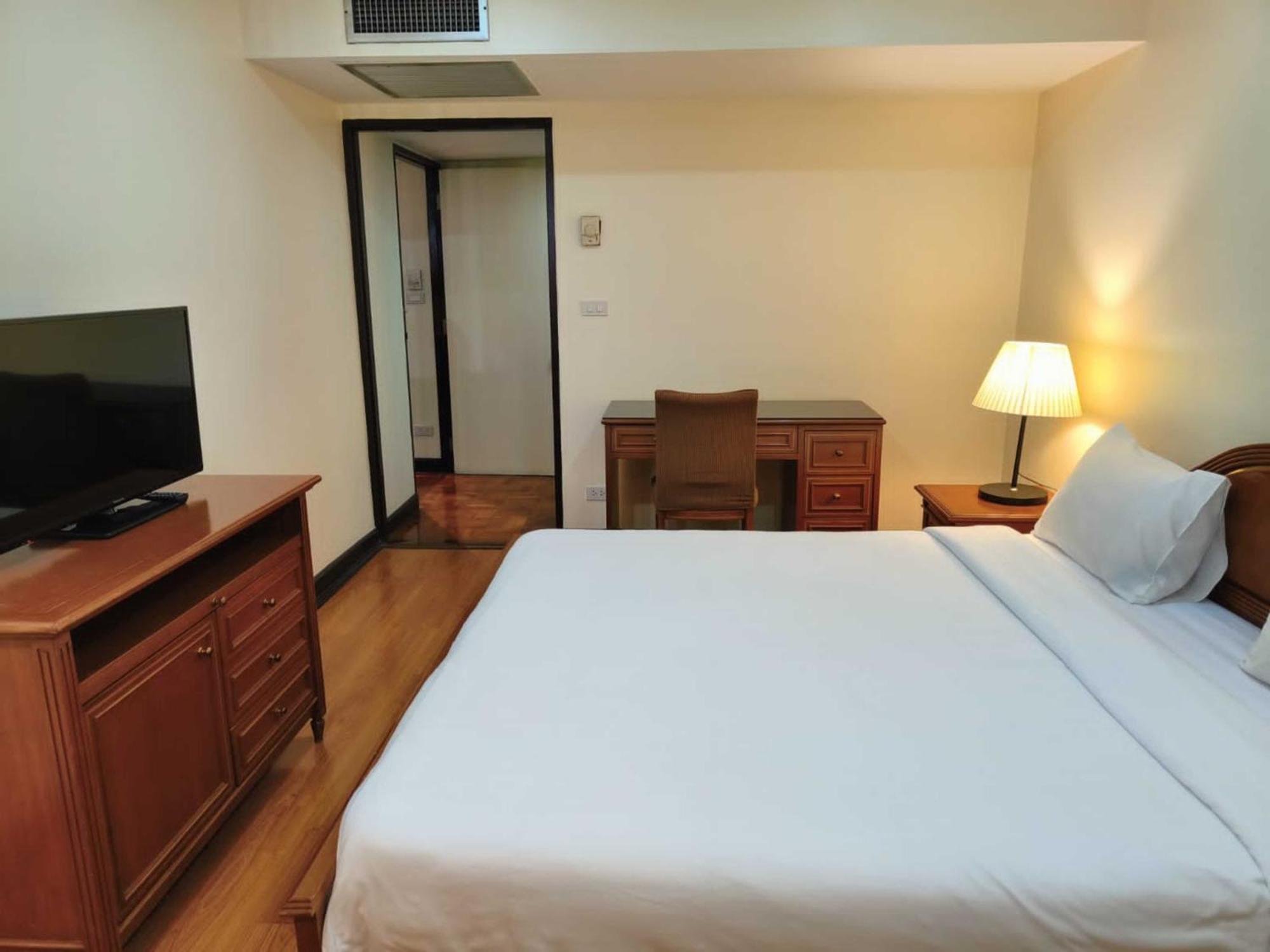 Appartement Spacious 1,2 & 3 Bedroom Serviced Omni - Nana Bts Bangkok