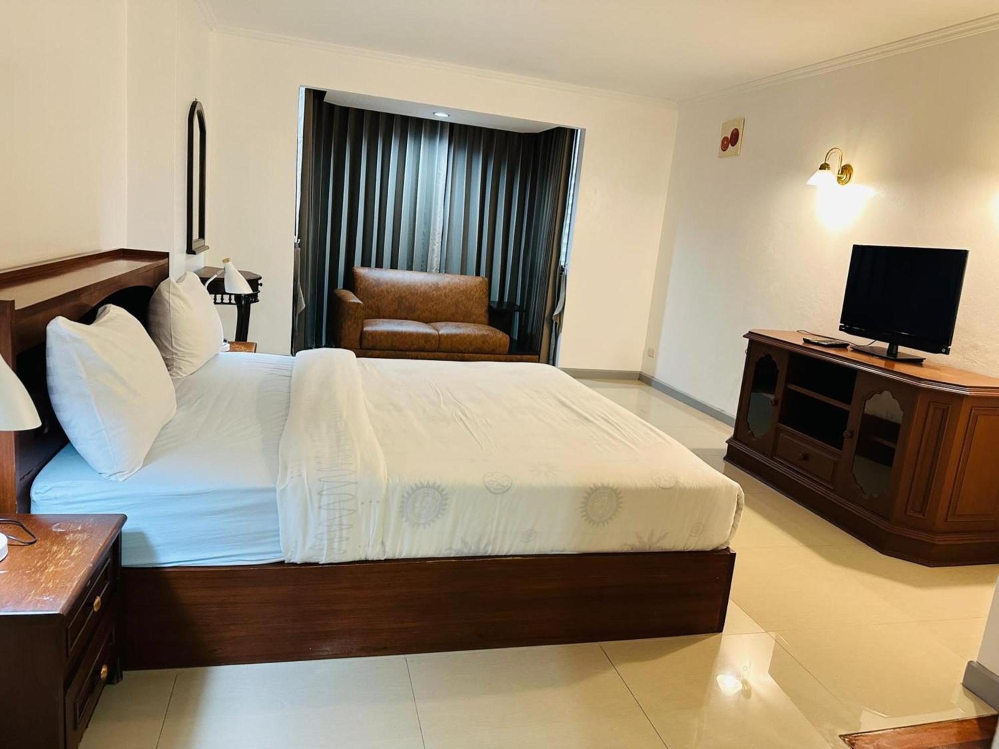 Apartment Spacious 1,2 & 3 Bedroom Serviced Omni - Nana Bts *